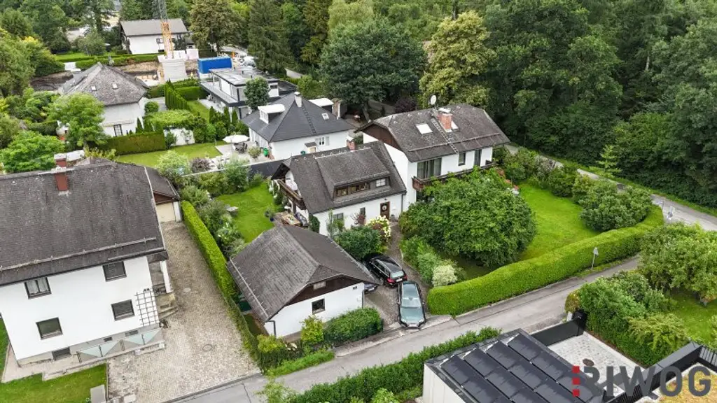 LEOPOLDSKRON – Baugrundstück mit Altbestand