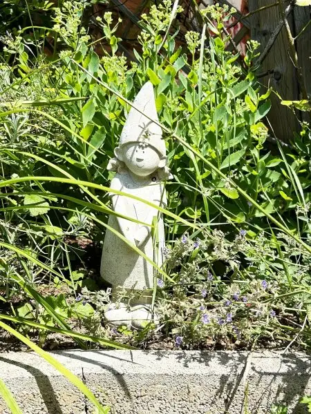GARTENPARADIES MIT EINFAMILIENHAUS-FLAIR!