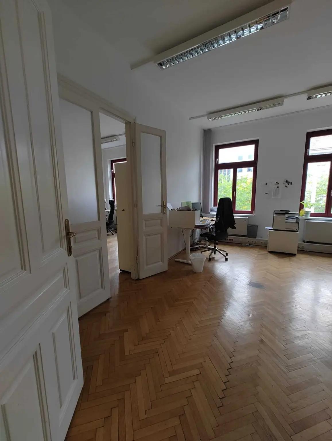 Büro- und Lagerflächen direkt auf der Mariahilfer Straße!