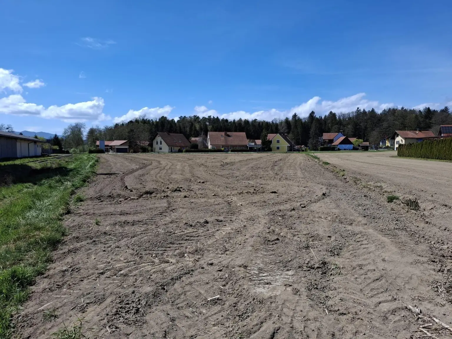Grundstück