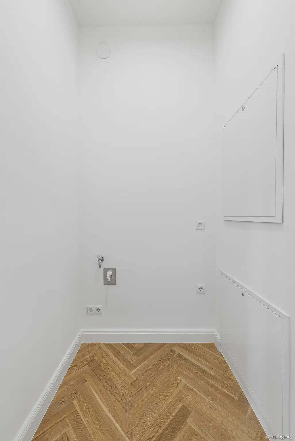 Helle 3-Zimmer-Familienwohnung mit Balkon im 1. Stock