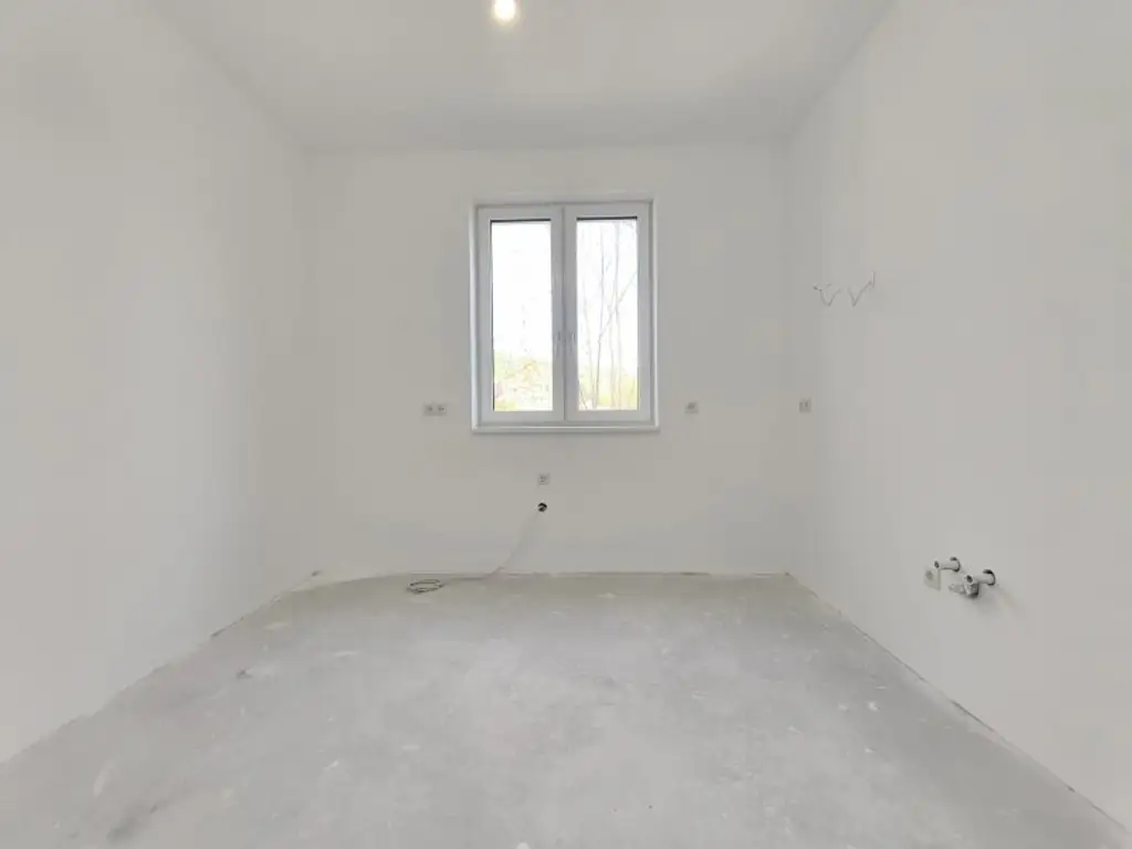 LEBENSQUALITÄT MIT AUSSICHT - EXKLUSIVES TOWNHAUS AUF EIGENGRUND IN WEIDLING – NATURNAHES WOHNEN MIT STIL