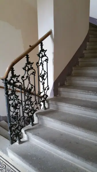 Sanierte helle Altbauwohnung - nähe U4 Hütteldorferstraße
