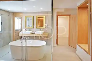 Apartment-Ohasis-Boutique-Suites-Bathroom-Los-Cristianos-Tenerife-2