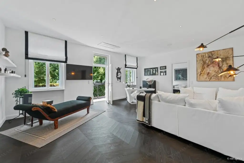 Luxuriöse, komplett möblierte Designerwohnung mit Balkon in Bestlage Döbling – barrierefrei & bezugsfertig