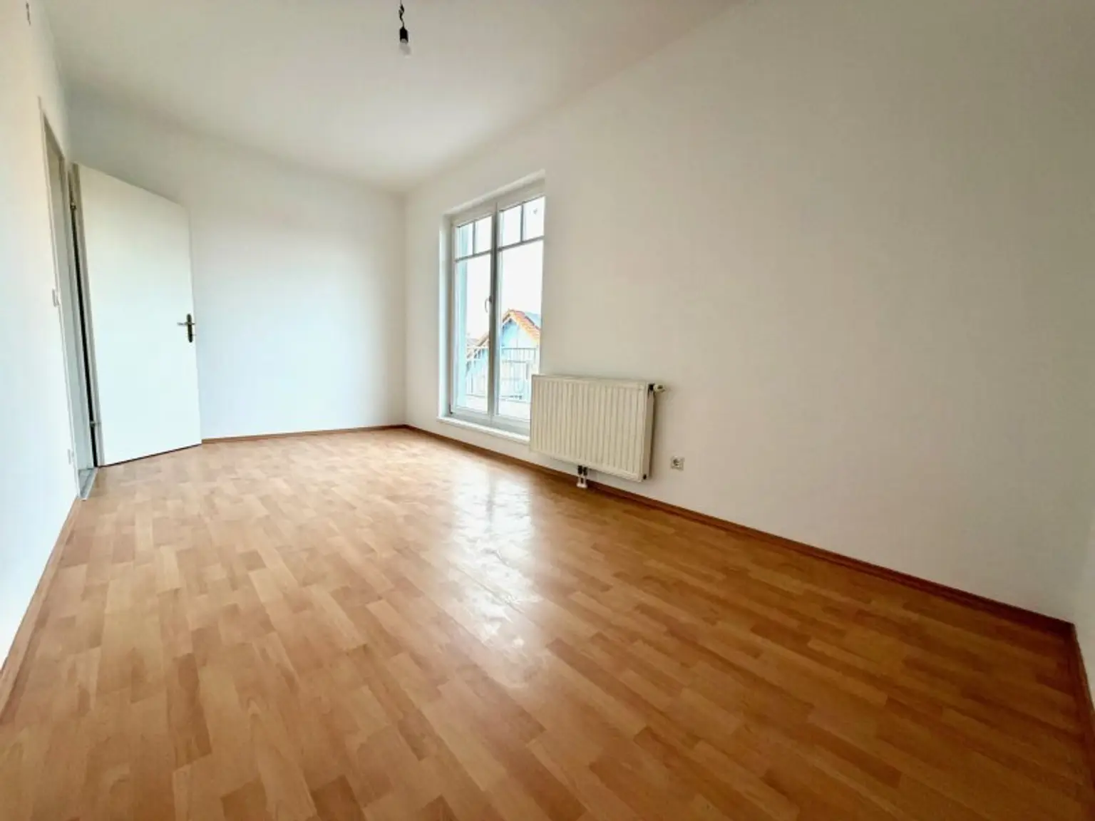 Charmante helle 3 Zimmerwohnung mit großer Terrasse