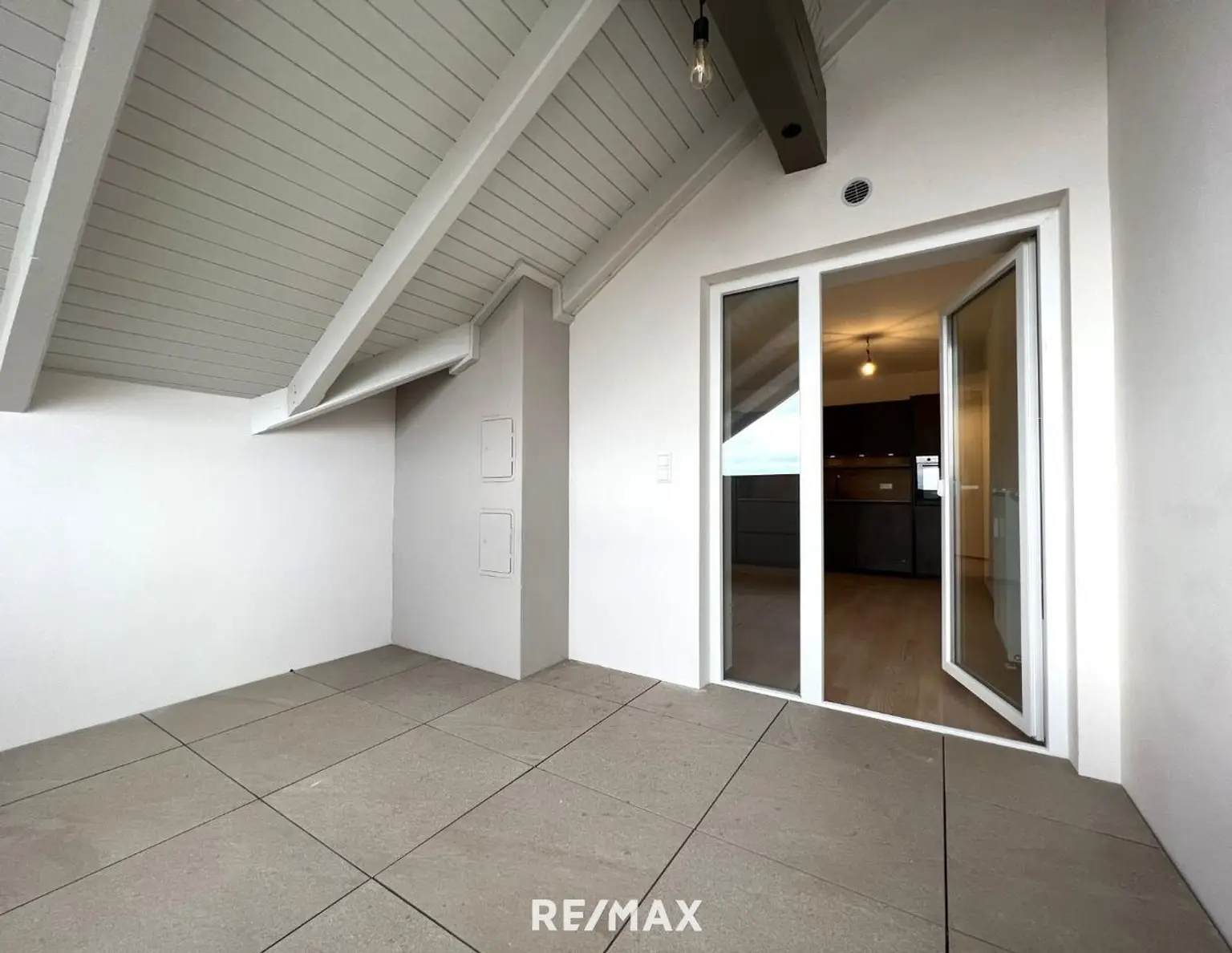 Miete: Einzigartige, moderne 3-Zimmer-Wohnung mit Terrasse in Wolfsberg