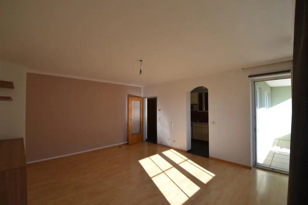 Helle & ruhige Wohnung mit Gemeinschaftsgarten