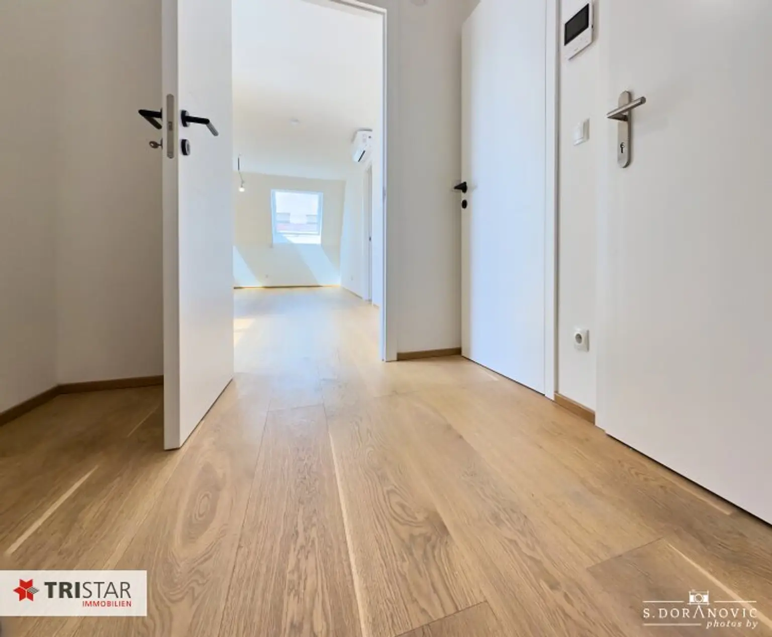 NEU! ++ NÄHE SCHÖNBRUNN ++ EXKLUSIVER DACHAUSBAU IM GRÜNDERZEITHAUS ++ BEZUGSFERTIGES EIGENTUM IN TOPLAGE – 1120 WIEN ++