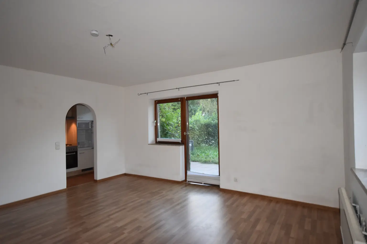 "GRÖDIG - Kleine gemütliche Garconniere mit Terrasse und Garten"