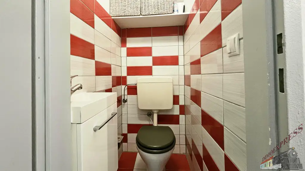 Charmante 4-Zimmer-Altbauwohnung mit modernem Flair in der Karmarschgasse – 83 m²
