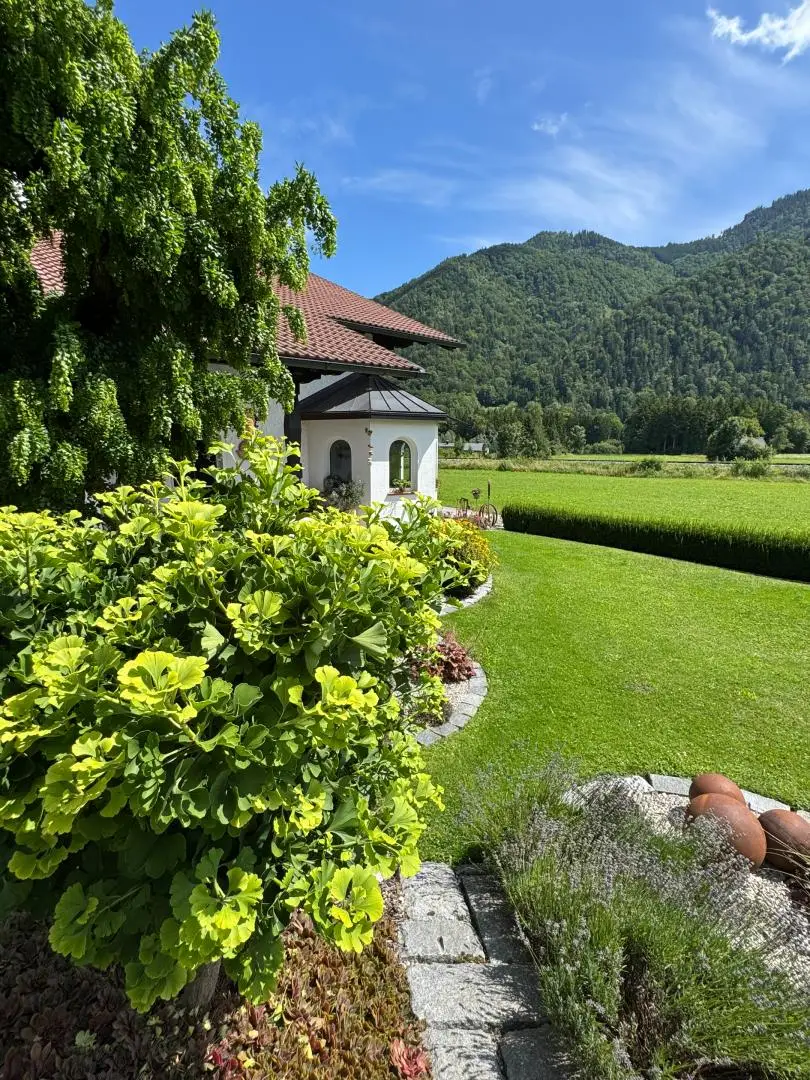 Haus mit HERZ, toller Garten, große Terrasse, herrlicher Ausblick!