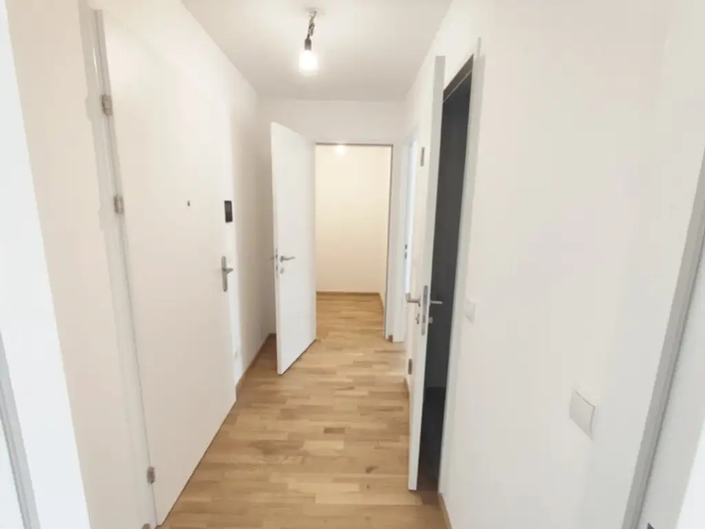 Modern wohnen in Meidling! Neubau 2-Zimmer-Erstbezug mit Balkon im 5. Liftstock - Top60