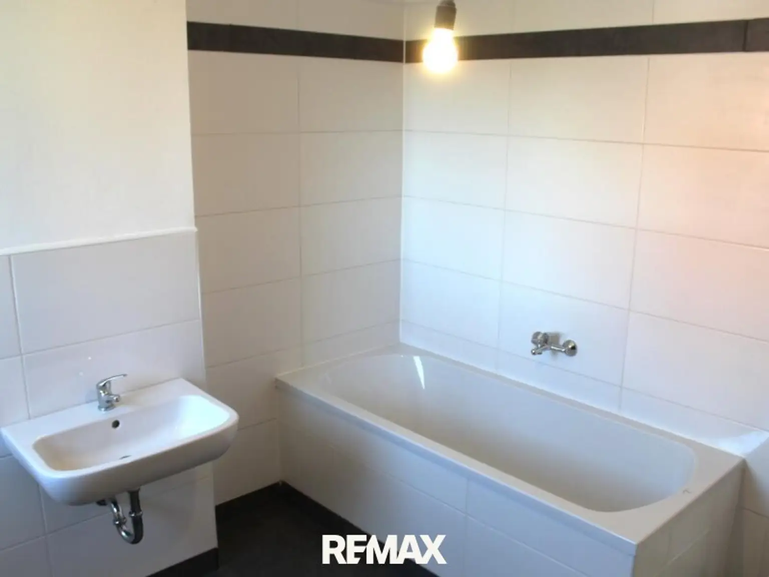 05 Exposé Badezimmer