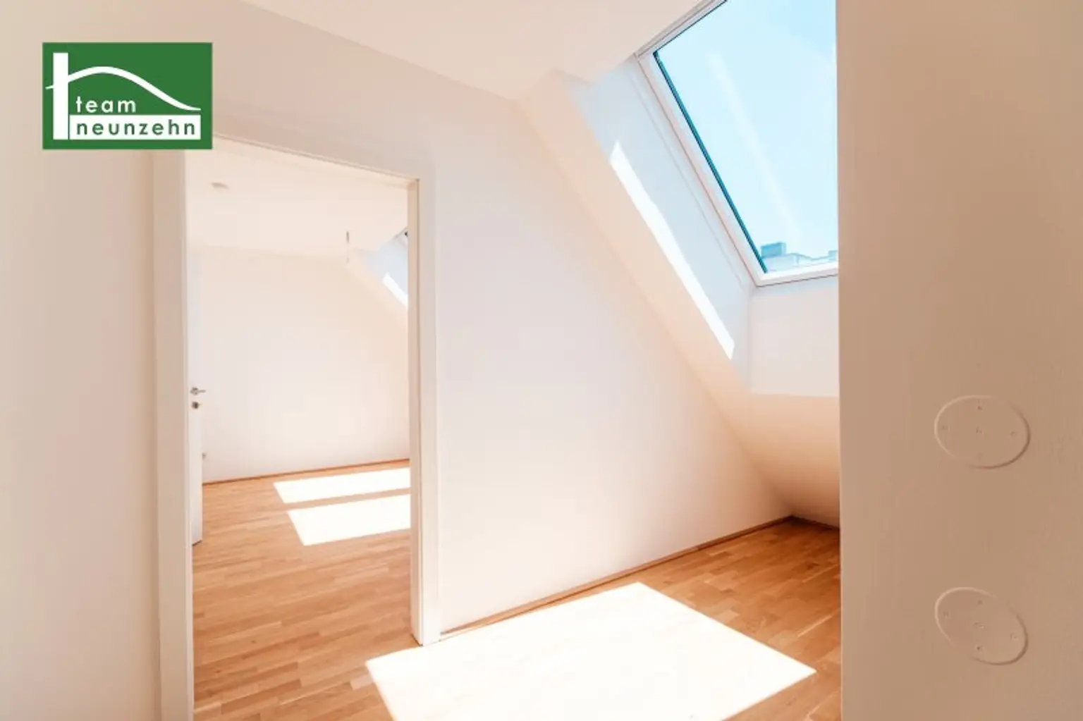 Moderne 2-Zimmer-DG-Wohnung mit Terrasse in 1220 Wien – Erstbezug auf Eigengrund - JETZT ANFRAGEN
