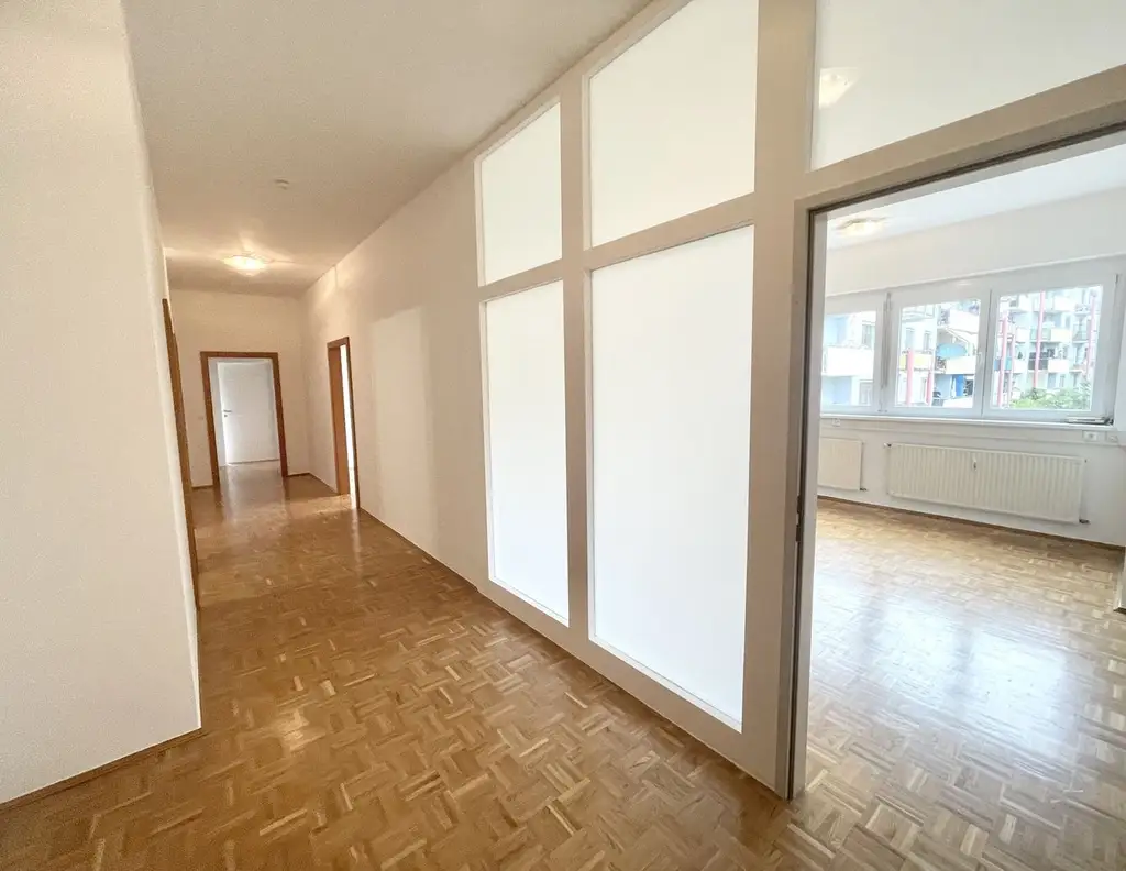 Bürofläche in der Plüddemanngasse zu mieten!