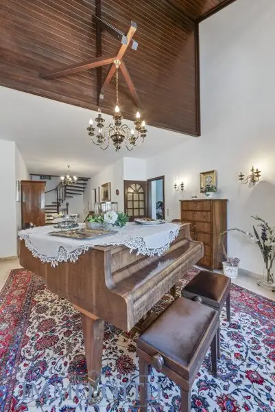 ARCHITEKTEN-VILLA MIT POOL & GARTEN IN ZENTRALER LAGE VON PERCHTOLDSDORF ZU KAUFEN!