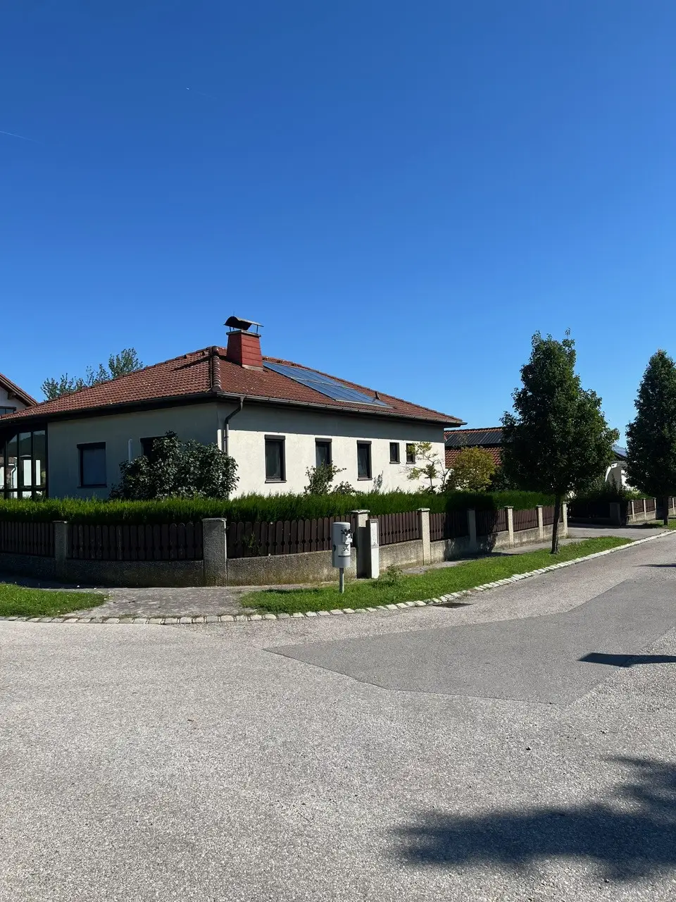 Straßenansicht