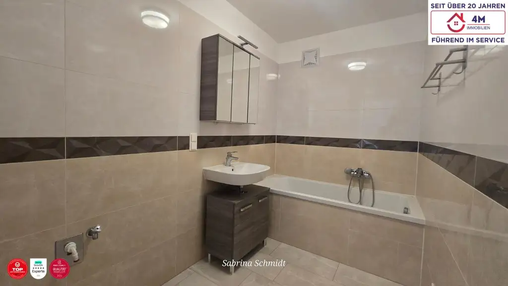 3 Zimmer Neubauwohnung (Baujahr 2022)  inkl. Autoabstellplatz und Balkon in Kritzendorf (Barrierefrei)
