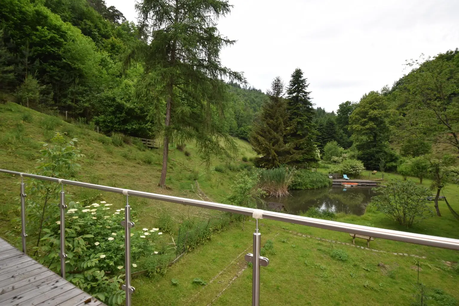 TOP 4 Blick zum Teich