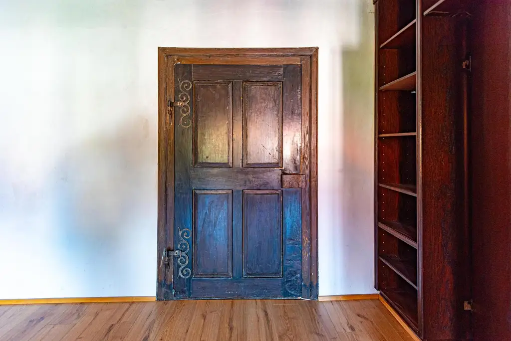 Zwei besondere Wohnungen in historischem Gebäude - 178 m² und 49 m² im Zentrum von Scharnstein mit schönem Ausblick und Garage!