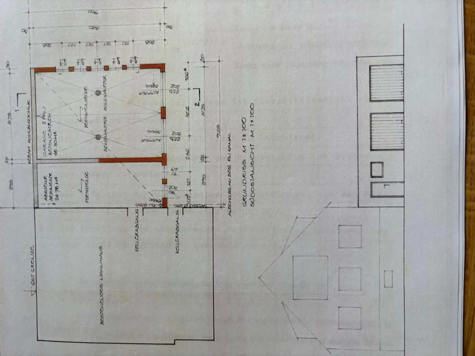Doppelgarage mit Montagegrube