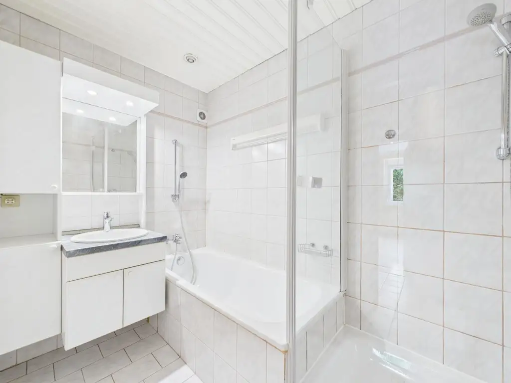 LINZ / FROSCHBERG: WANN WENN NICHT JETZT - Perfekt aufgeteilte Eigentumswohnung mit 4 Zimmer - Wohnfläche ca. 92 m2 + Loggia (Einzelgarage möglich)
