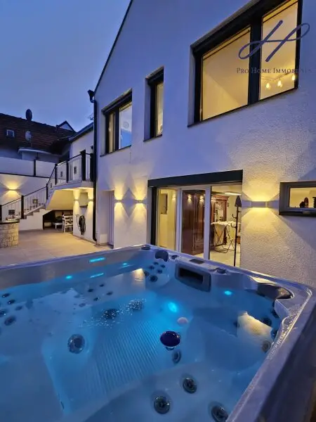 outdoor whirlpool