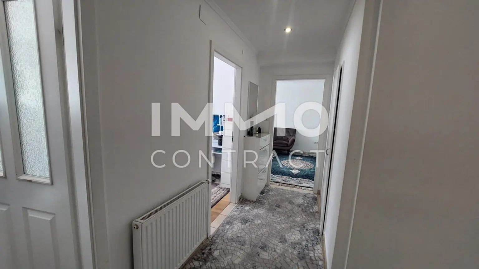 Zentral gelegen, helle und hübsche 2-Zimmer- Wohnung