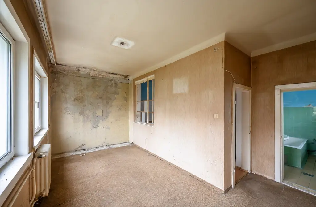 Make it yours: Eckgrundstück in ruhiger Lage – Sanierung oder Abriss für Ihr perfektes neues Zuhause