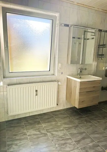 SONNIGES 4-ZIMMER-NEUBAU-EIGENTUM MIT LOGGIA