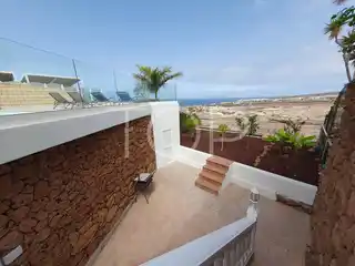 VILLA-EL-DUQUE-TERRAZA-BAJO