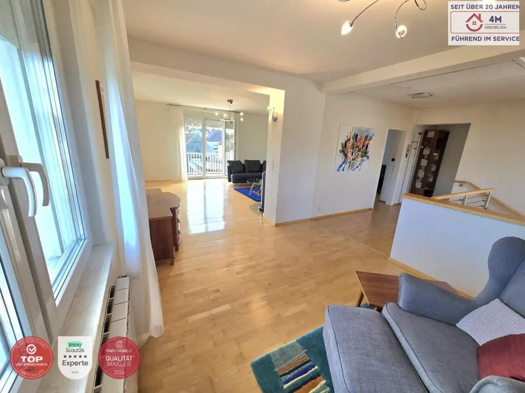 Stilvolles Einfamilienhaus mit gepflegtem Garten in bester Lage von Kobersdorf