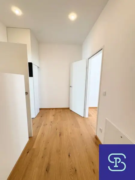 Moderne 68m² DG-Wohnung mit Einbauküche Nähe Pilgramgasse - 1050 Wien