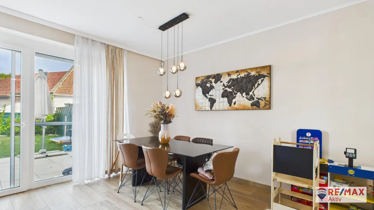 Modernes Reihenhaus mit Top-Ausstattung