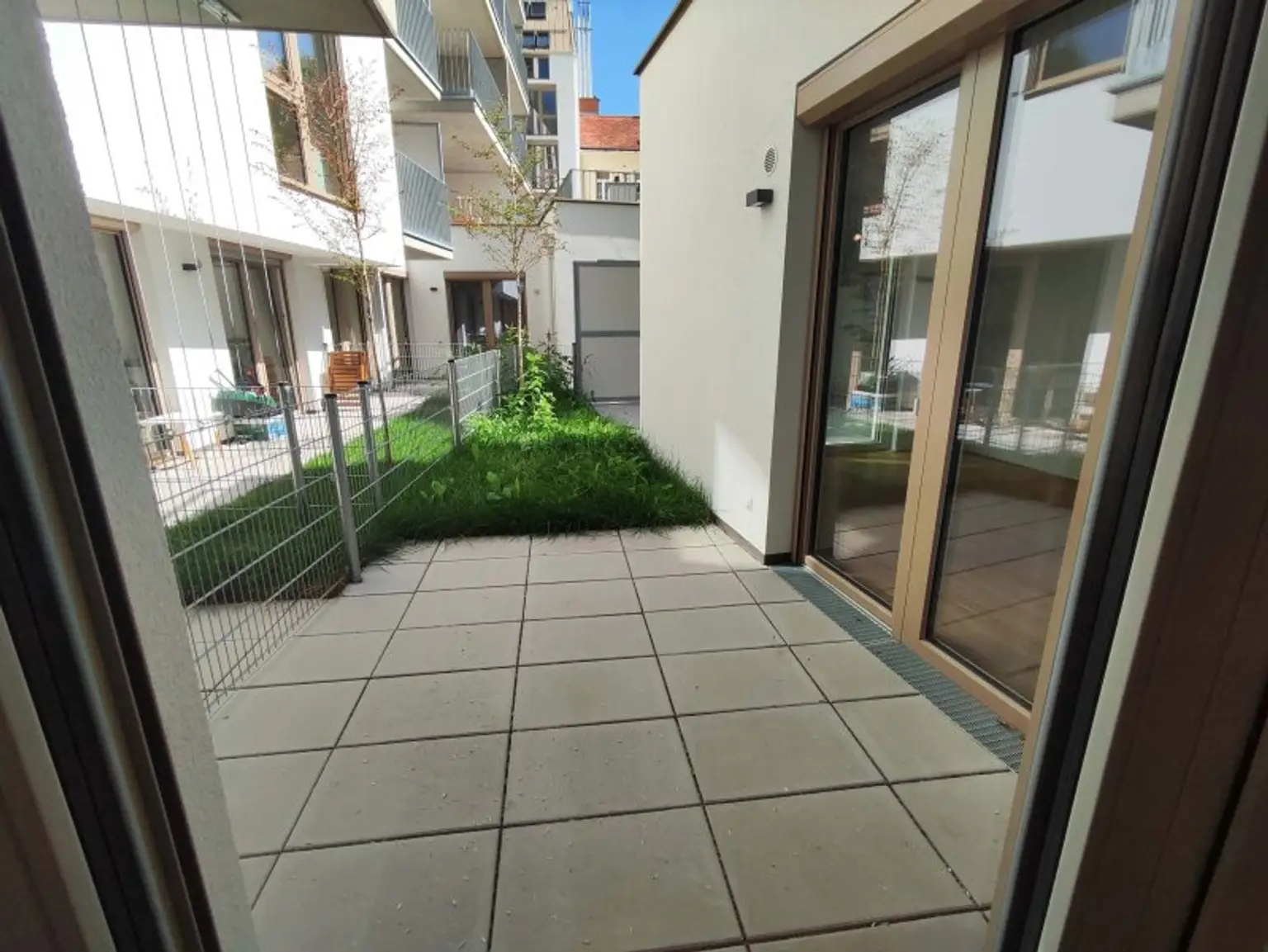 NEUBAU 4-Zimmer-ERSTBEZUG Gartenwohnung mit Terrassen in 1210 Wien! Top 2/5