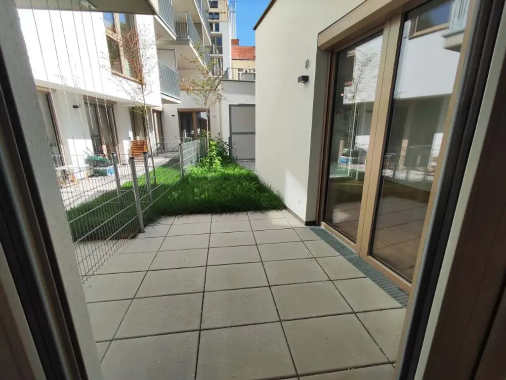 NEUBAU 4-Zimmer-ERSTBEZUG Gartenwohnung mit Terrassen in 1210 Wien! Top 2/5