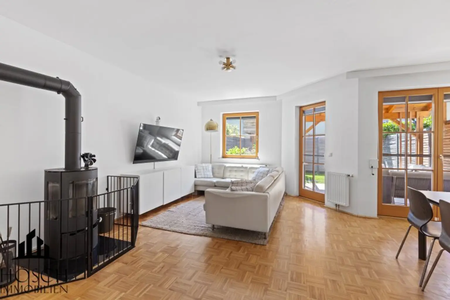 Traumhaftes Familiendomizil in Guntramsdorf: 4 Zimmer mit Garten & Terrasse