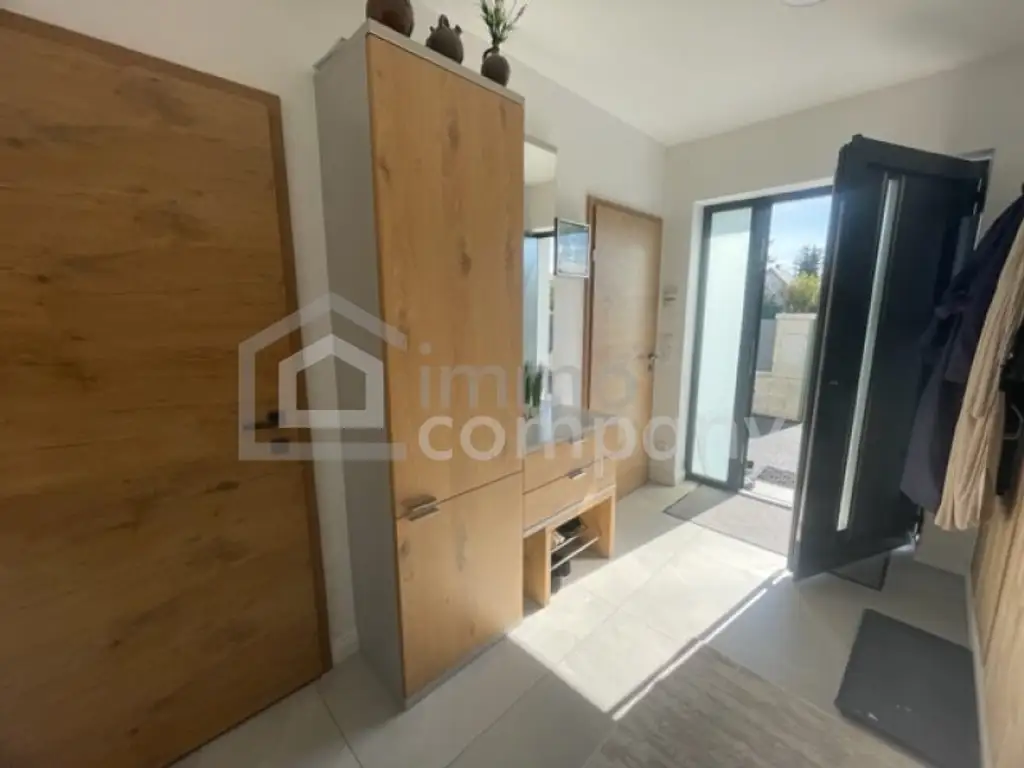 Luxuriöses Wohnen in Gerasdorf bei Wien - Doppelhaushälfte mit Traumterrasse, Parkett & moderner Ausstattung für 699.000 €