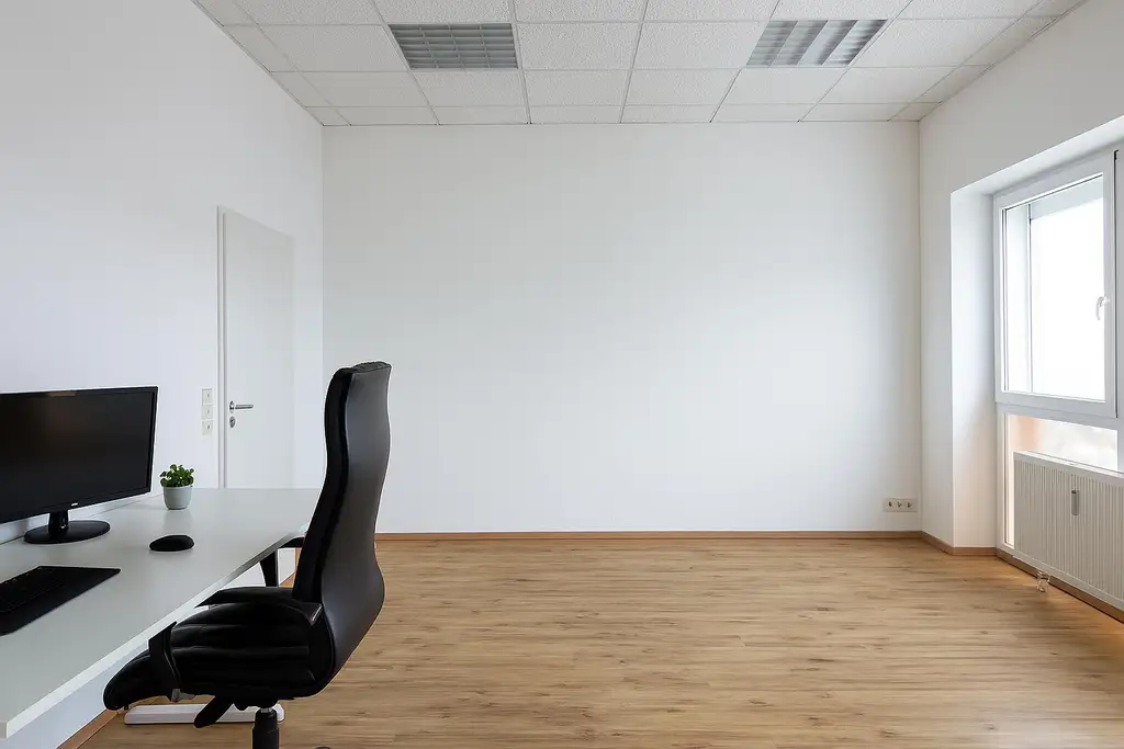 Sichtbar. Zentral. Hochwertig. – Klimatisiertes Büro in Unterweitersdorf!