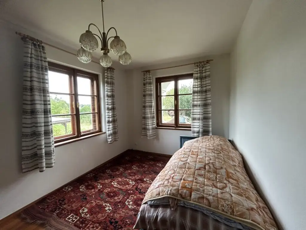 ++ Charmantes Mehrfamilienhaus mit großem Garten in Kleinmutschen ++