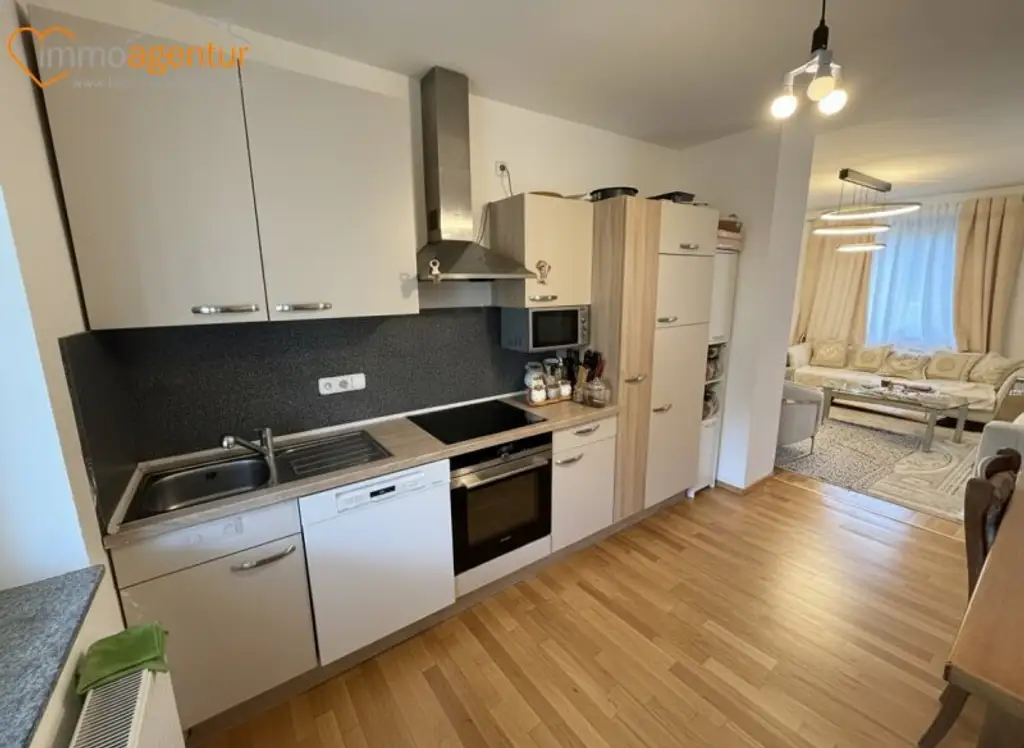 Gepflegtes Zweifamilienhaus mit stabilen Einnahmen & Potenzial, in Engelhartszell