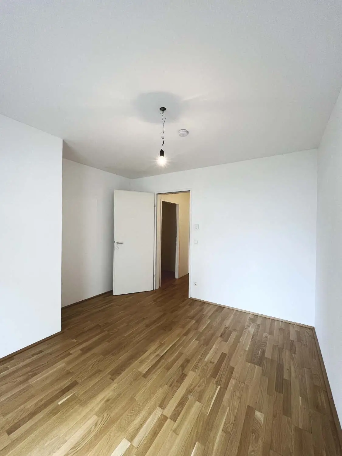 Q11 Leben in Simmering -
herrliche 2-Zimmer-Balkonwohnung mit Deckenkühlung!