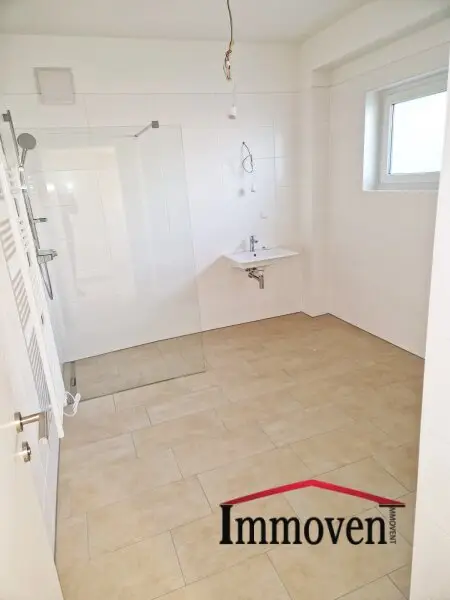 FINANZIERUNGSAKTION* - Erstbezug und Ruhelage in Mariatrost: moderne 3-Zimmerwohnung mit Terrasse, mit Garten und 2 Tiefgaragenplätze