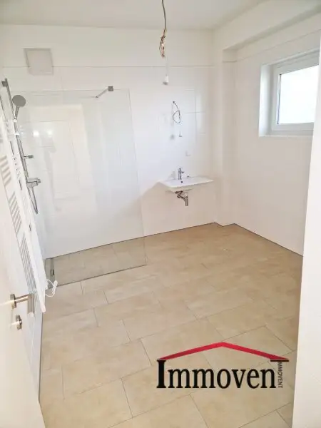 FINANZIERUNGSAKTION* - Erstbezug und Ruhelage in Mariatrost: moderne 3-Zimmerwohnung mit Terrasse, mit Garten und 2 Tiefgaragenplätze