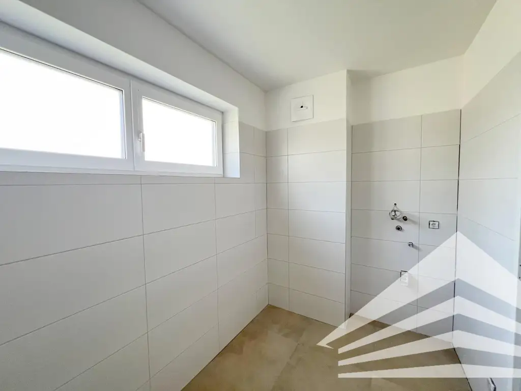 Hochwertig ausgestattete 3-Zimmer Wohnung mit großem Balkon in Puchenau!