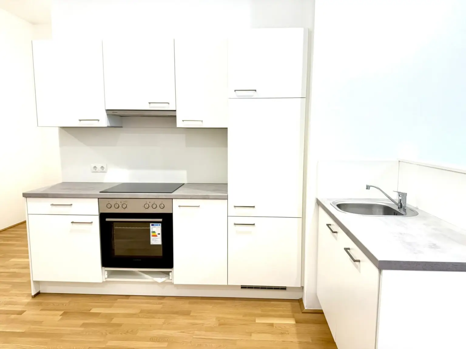 ERSTBEZUG - Traumhafte 2-Zimmer-Wohnung mit Loggia im 12. Bezirk!