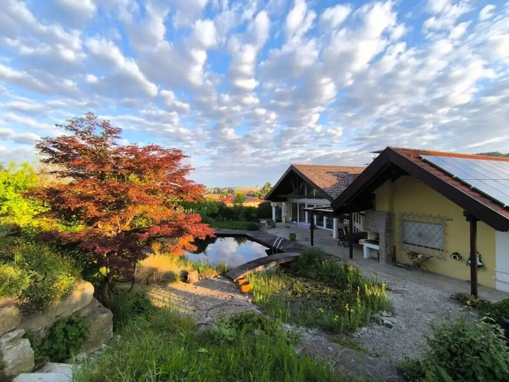 Repräsentative Villa in Bestlage - Architektur, Raum und Lage auf höchstem Niveau