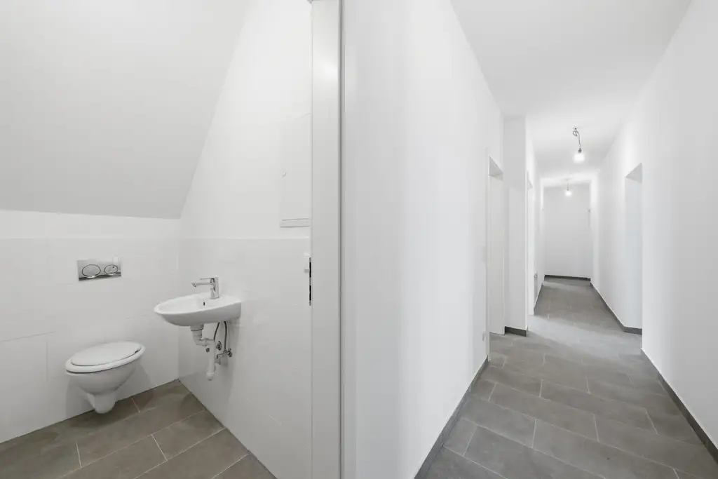 ERSTBEZUG NACH SANIERUNG - 3,5 Zimmer Dachgeschoss-Wohnung in Eggenburg!