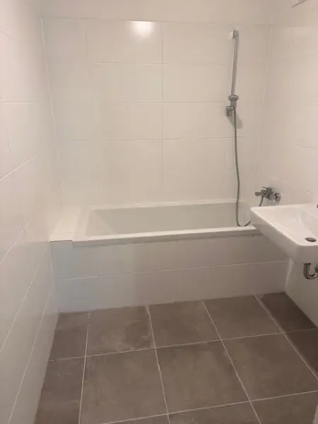 2-Zimmer-Neubauwohnung inkl Garten, Terrasse und Loggia, hochwertiger Markenküche und Kellerabteil /MAX4 T1-04